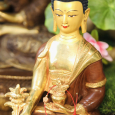 Vòng Tay Đỏ Hoa Mai Chiên Đàn Trắng